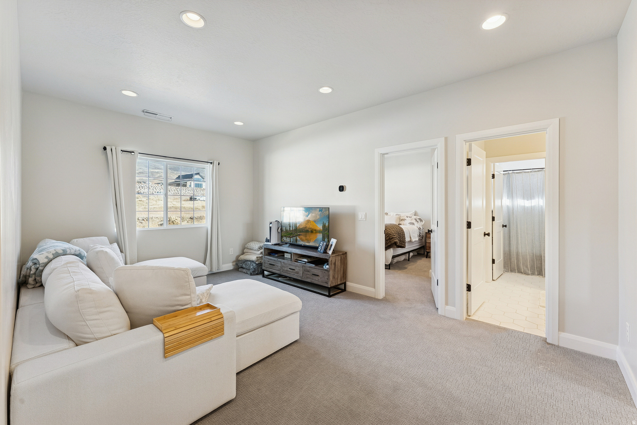 COYOTE RIDGE - Residential