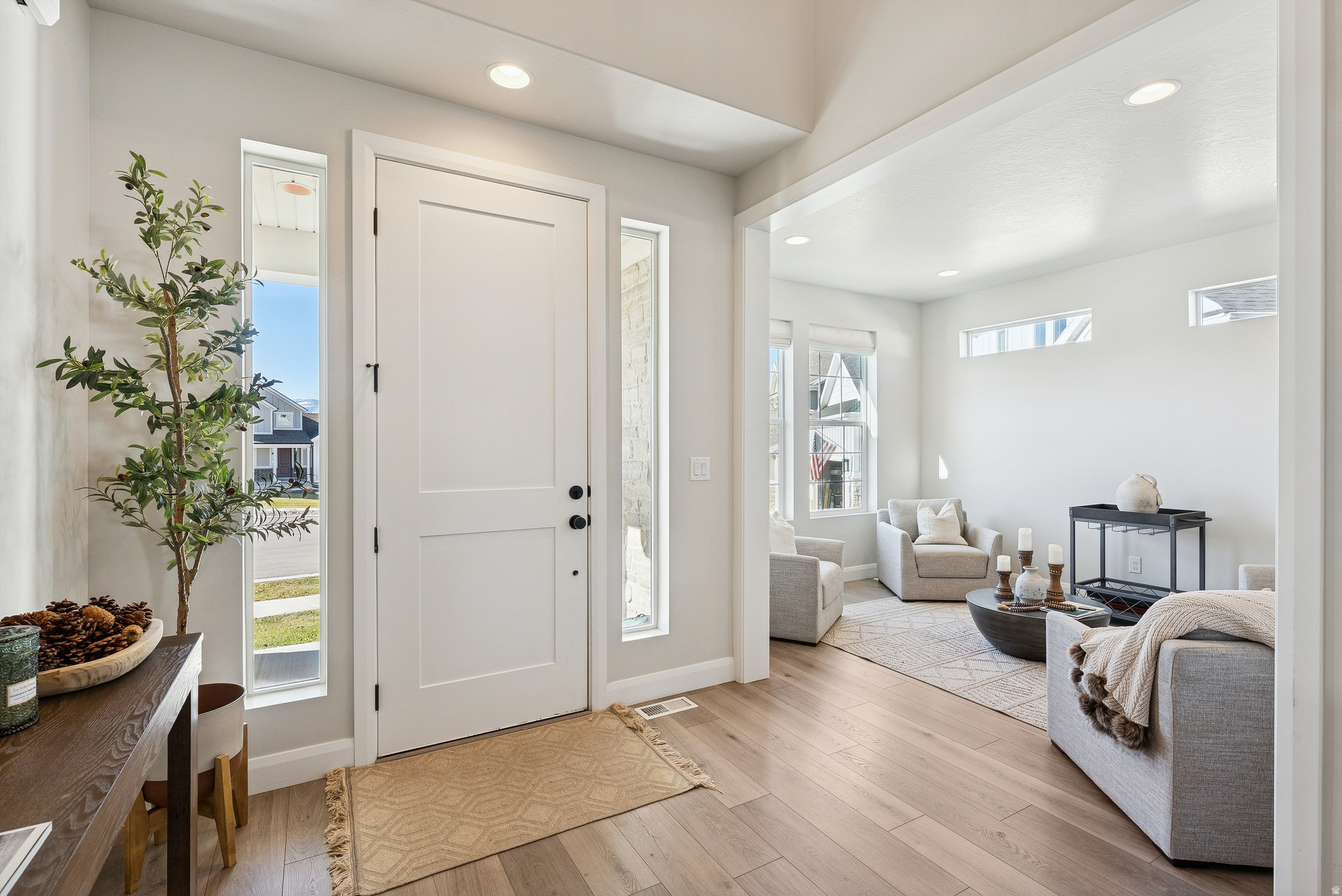 COYOTE RIDGE - Residential