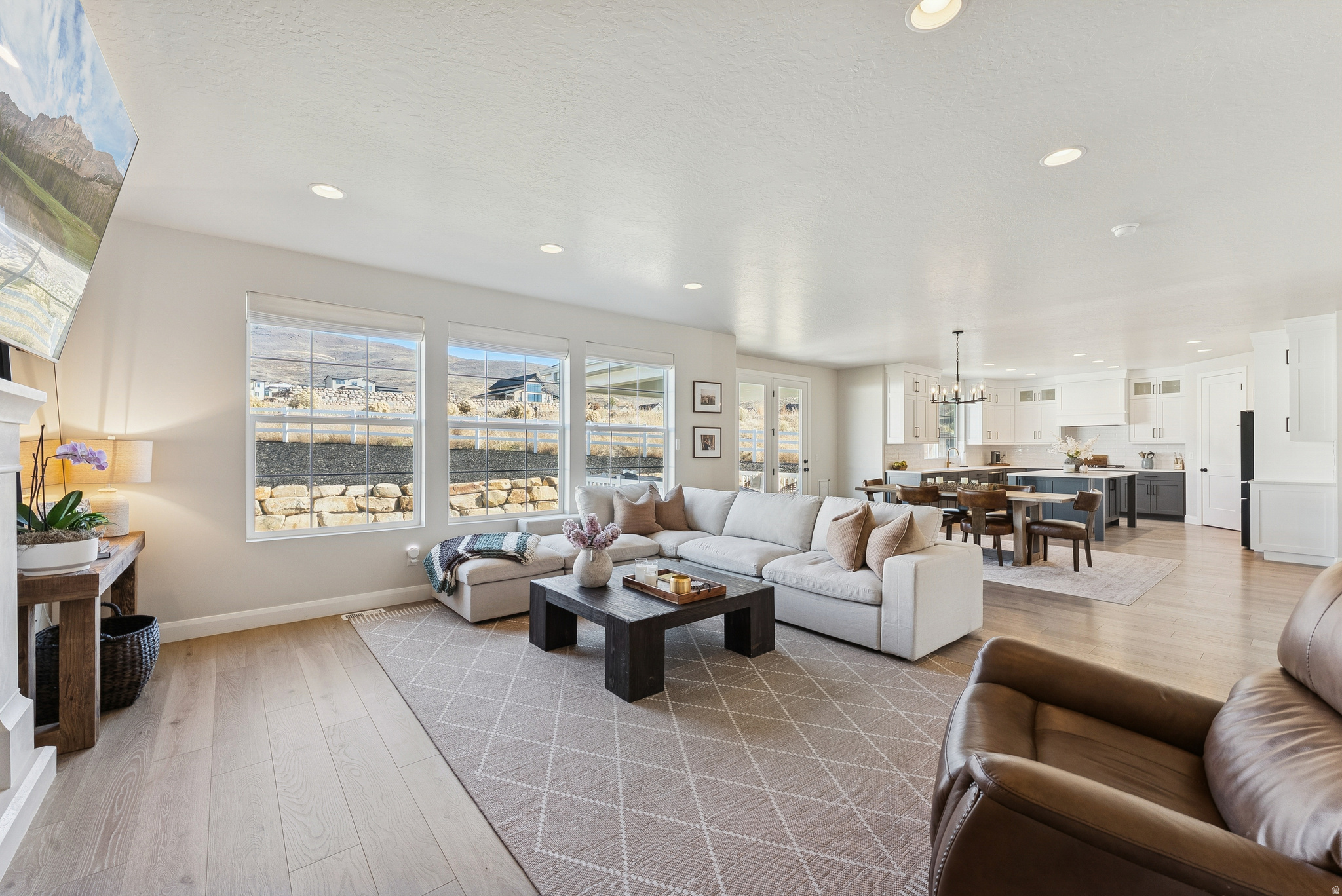 COYOTE RIDGE - Residential