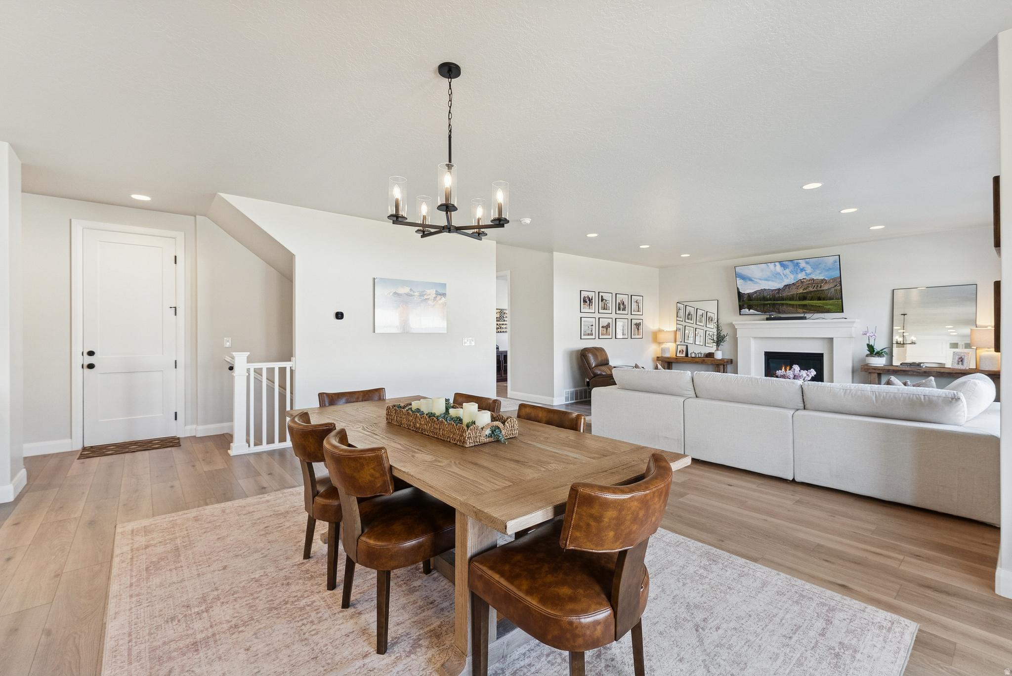 COYOTE RIDGE - Residential