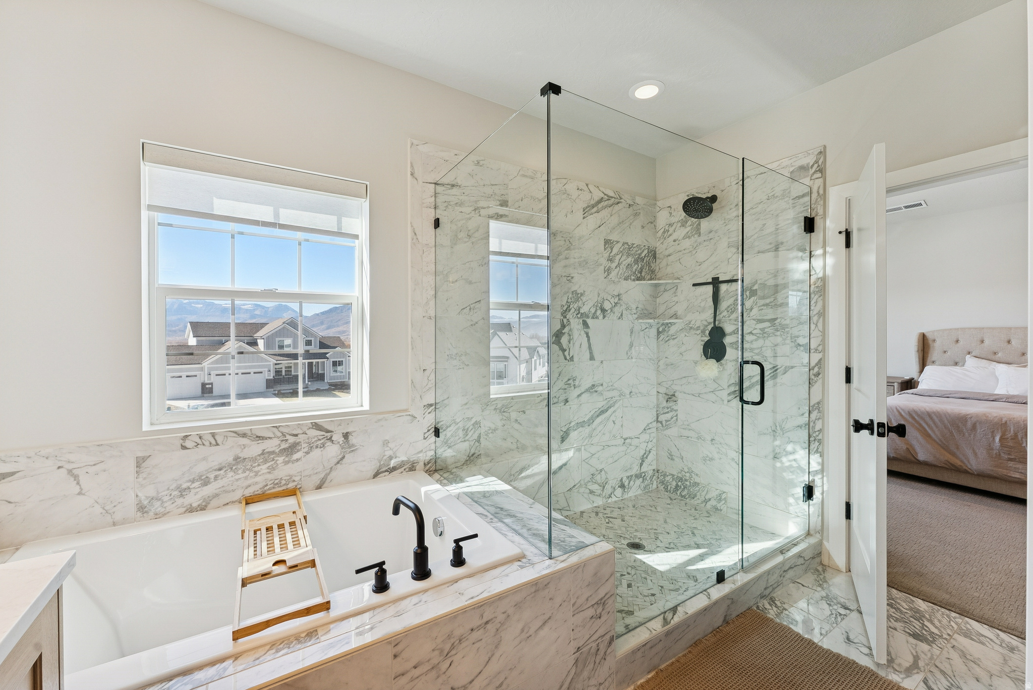 COYOTE RIDGE - Residential