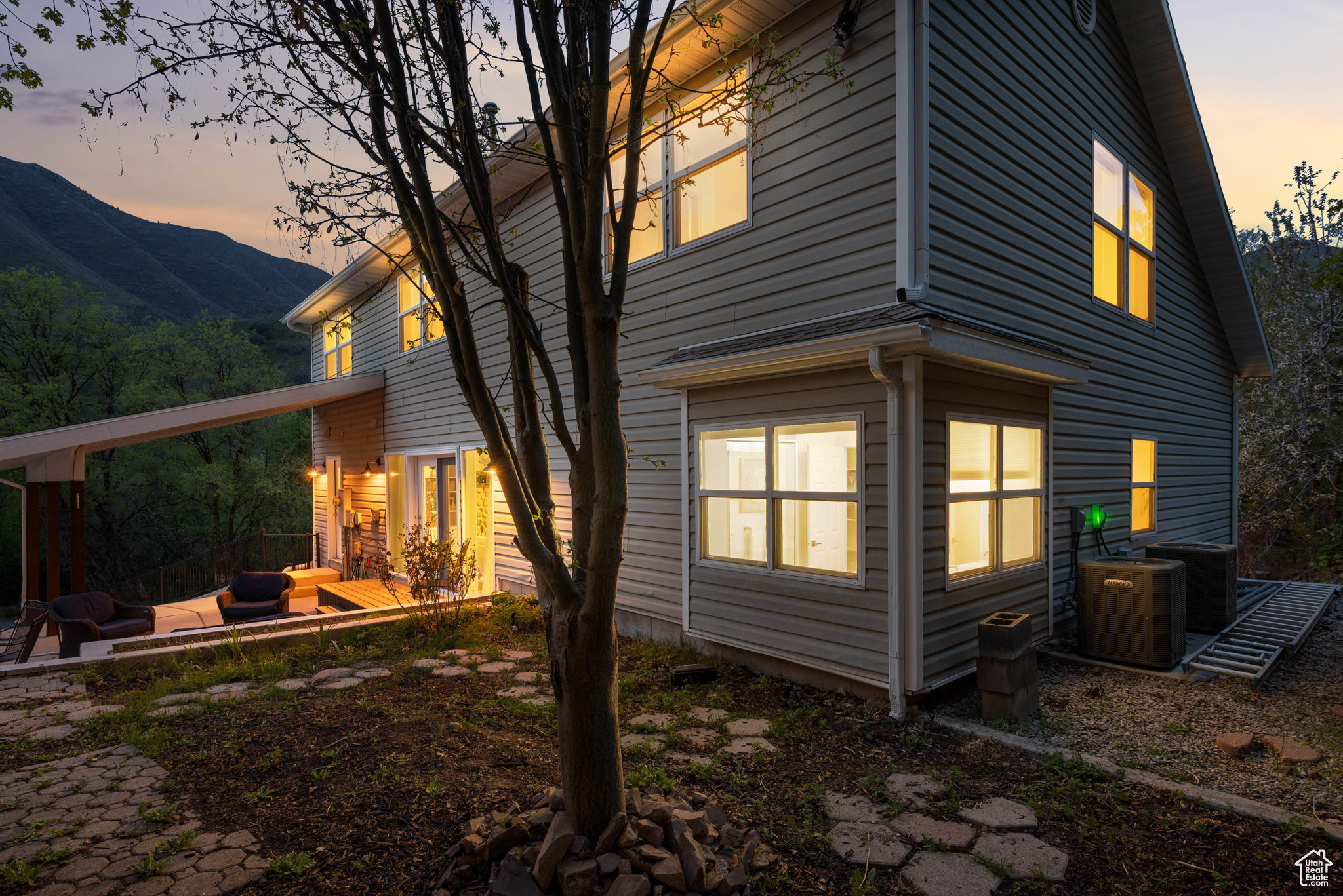 KELLY'S GROVE - Residential