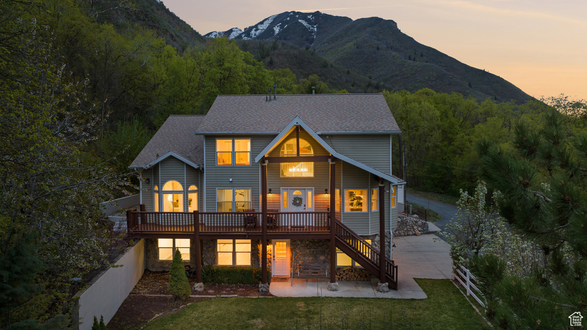 KELLY'S GROVE - Residential