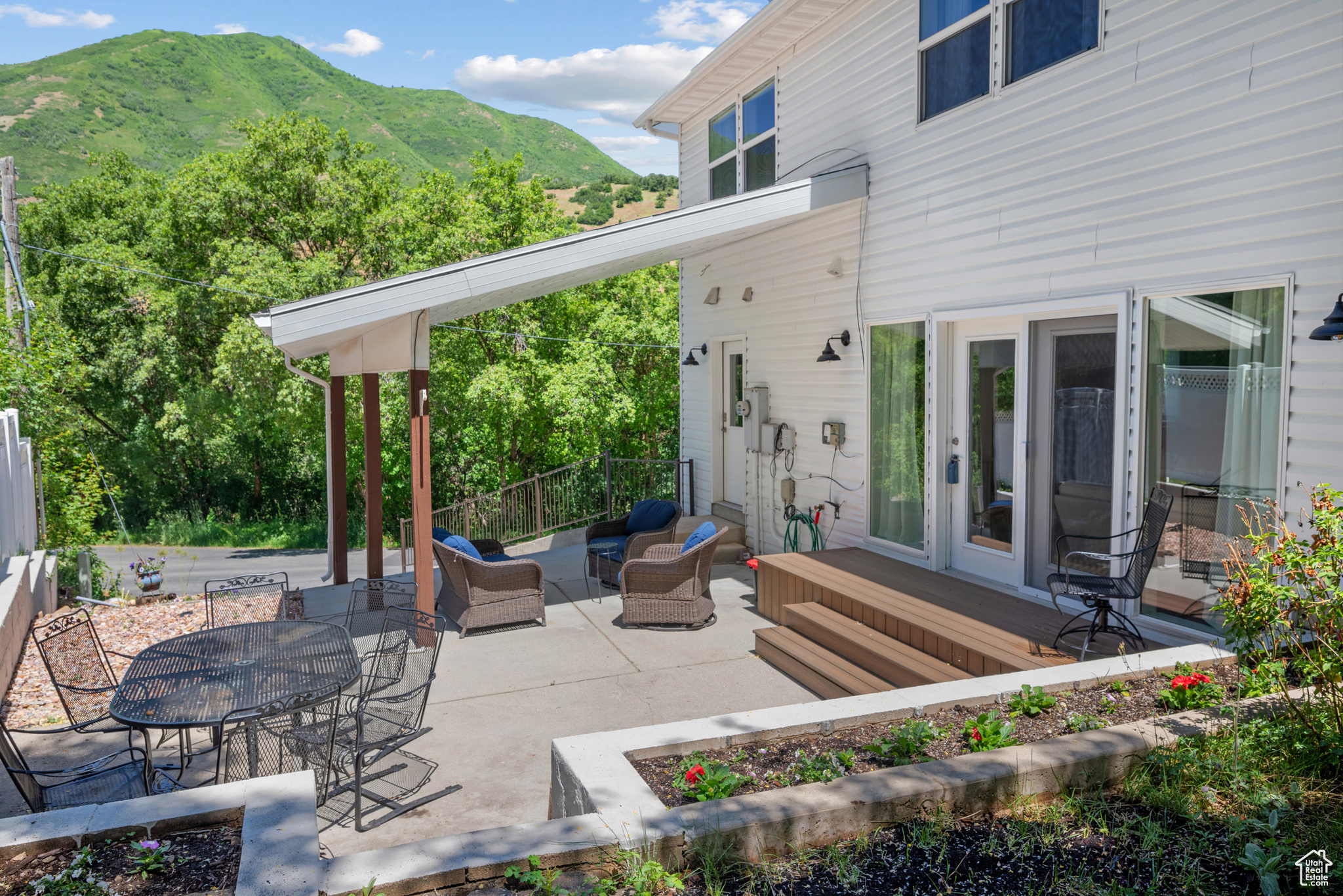 KELLY'S GROVE - Residential