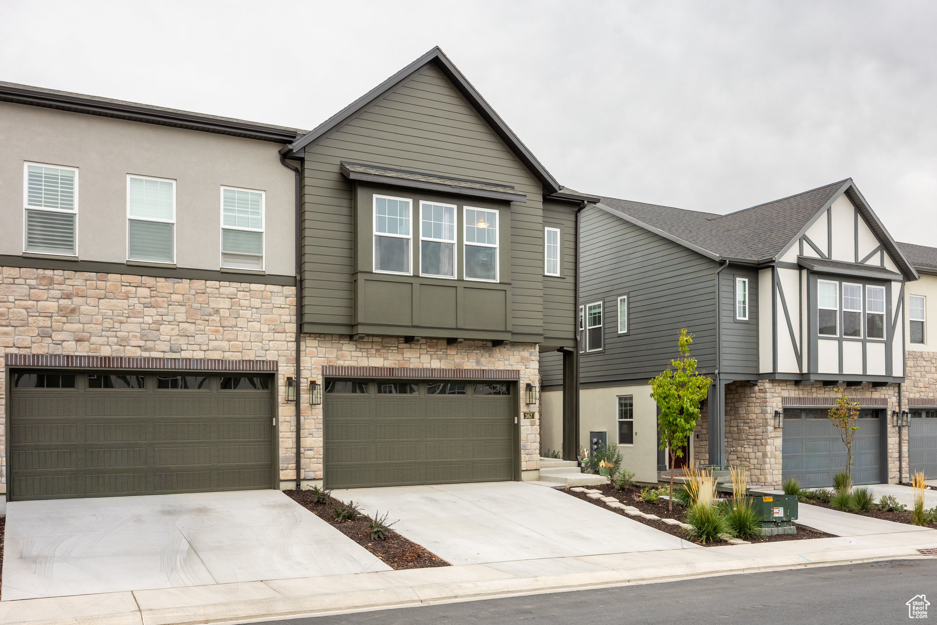 SONGBIRD COVE - Residential