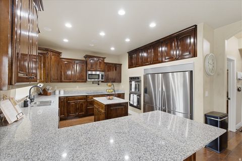 Tiny photo for 512 E RIDGE DR, Alpine, UT 84004 (MLS # 2147721)