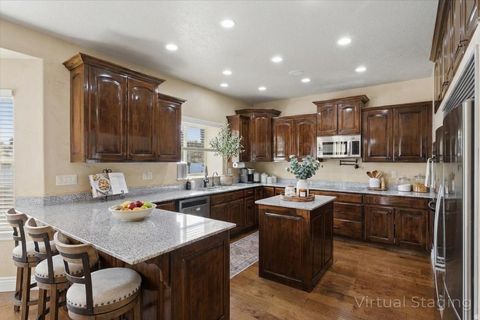 Tiny photo for 512 E RIDGE DR, Alpine, UT 84004 (MLS # 2147721)