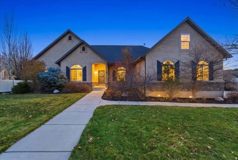 Tiny photo for 512 E RIDGE DR, Alpine, UT 84004 (MLS # 2147721)