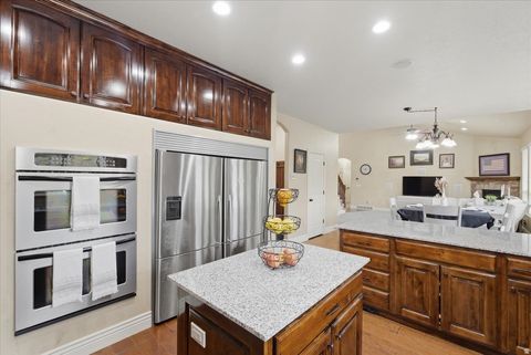 Tiny photo for 512 E RIDGE DR, Alpine, UT 84004 (MLS # 2147721)