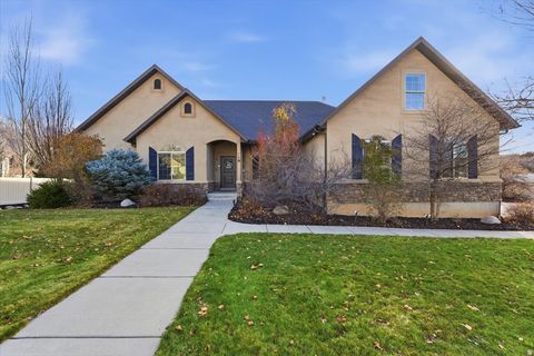 Photo of 512 E RIDGE DR, Alpine, UT 84004 (MLS # 2147721)