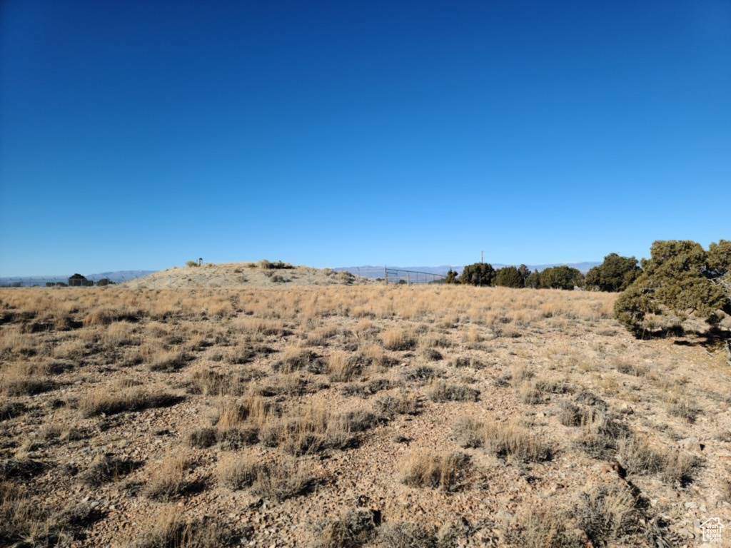 SILVER MOON RANCHES - Land