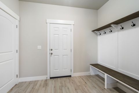 Tiny photo for 1154 N GOLDEN SPOKE DR, Spanish Fork, UT 84660 (MLS # 2123402)