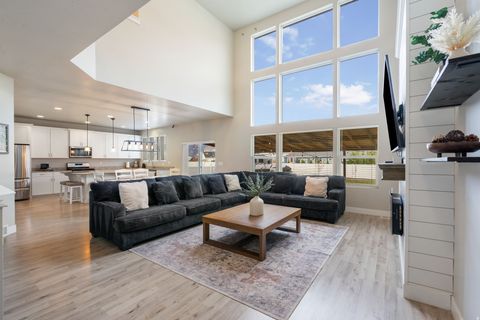 Tiny photo for 1154 N GOLDEN SPOKE DR, Spanish Fork, UT 84660 (MLS # 2123402)