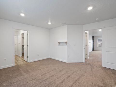 Tiny photo for 3935 W ROCK ISLAND AVE, Lehi, UT 84043 (MLS # 2154297)