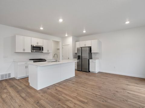 Tiny photo for 3935 W ROCK ISLAND AVE, Lehi, UT 84043 (MLS # 2154297)