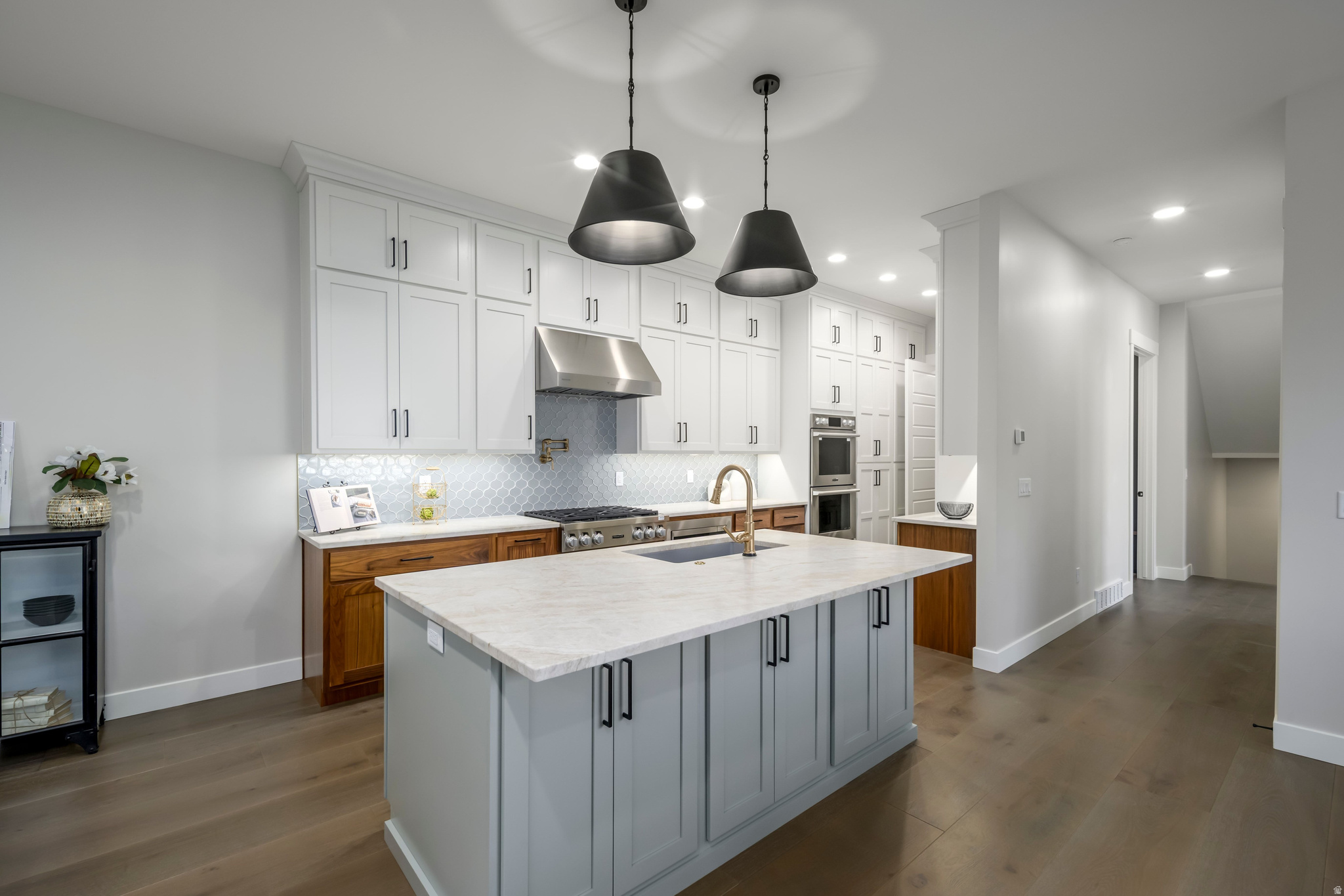 MONTDELLA - Residential Income