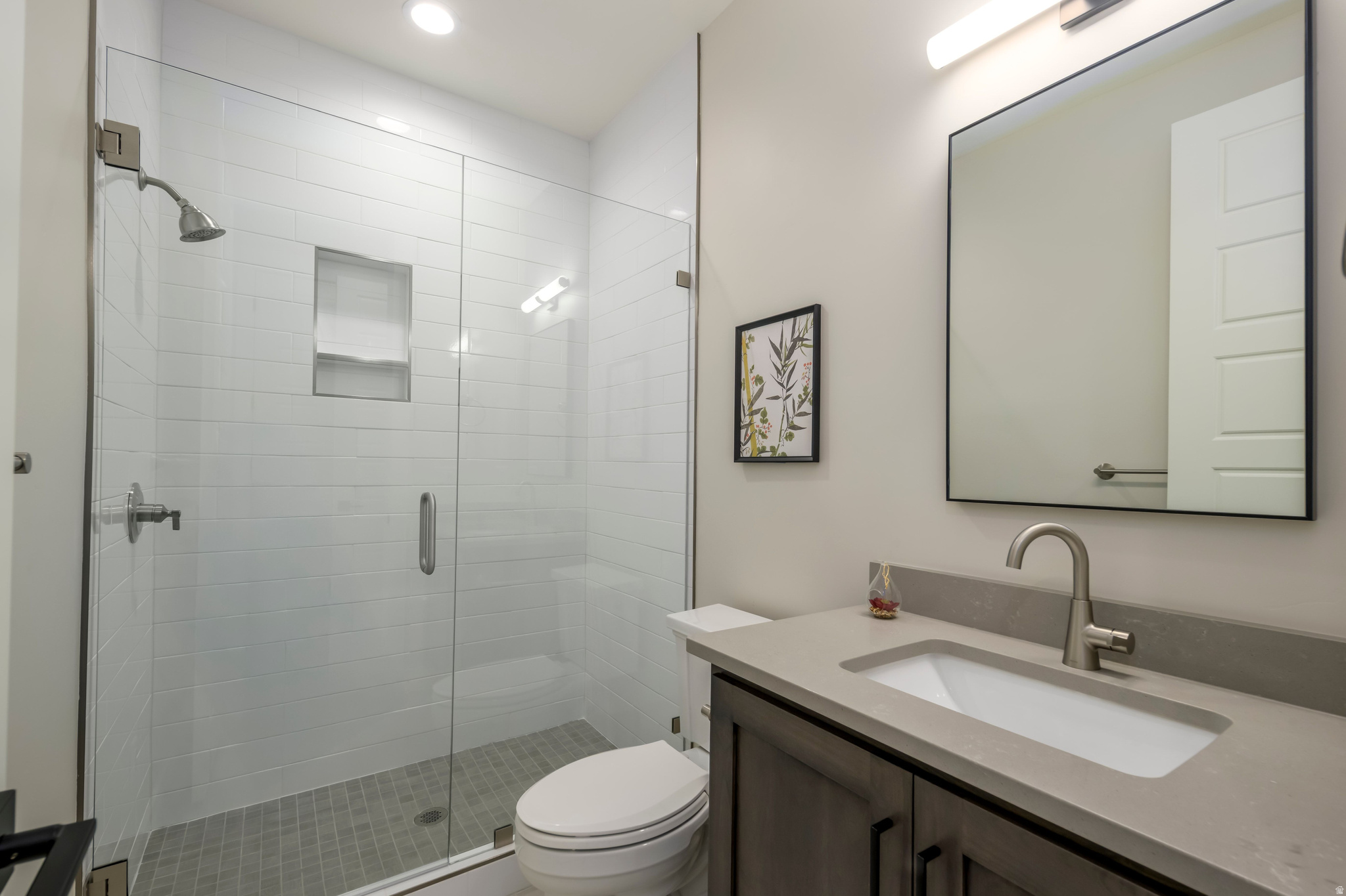 MONTDELLA - Residential Income