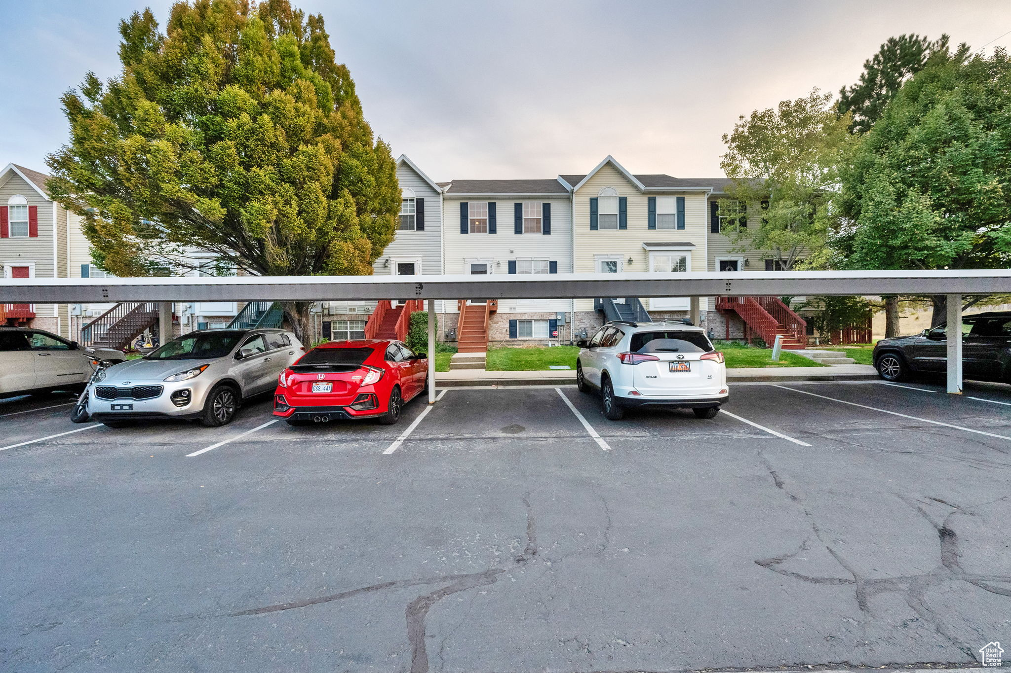 BALMORAL TOWNHOMES - Residential