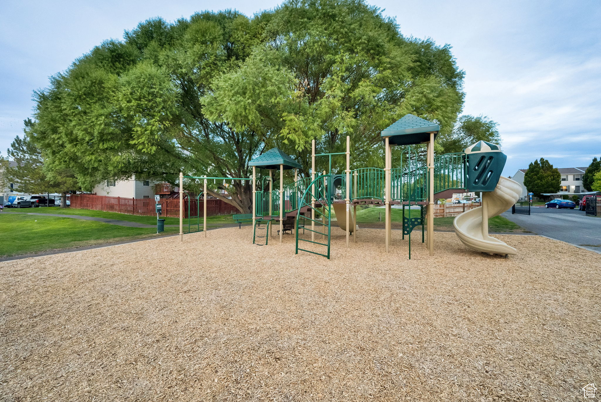 BALMORAL TOWNHOMES - Residential
