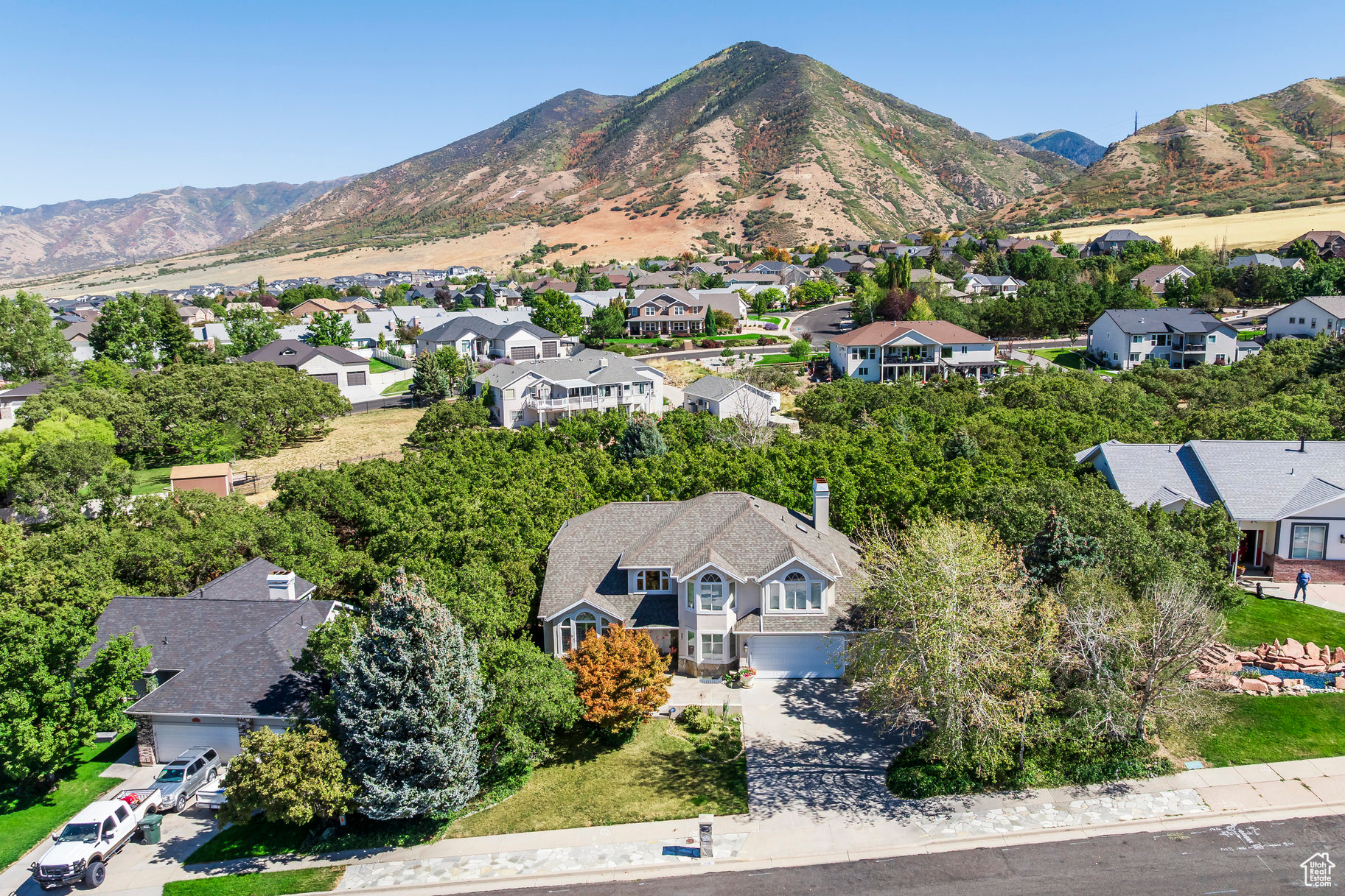 DEER HOLLOW - Residential