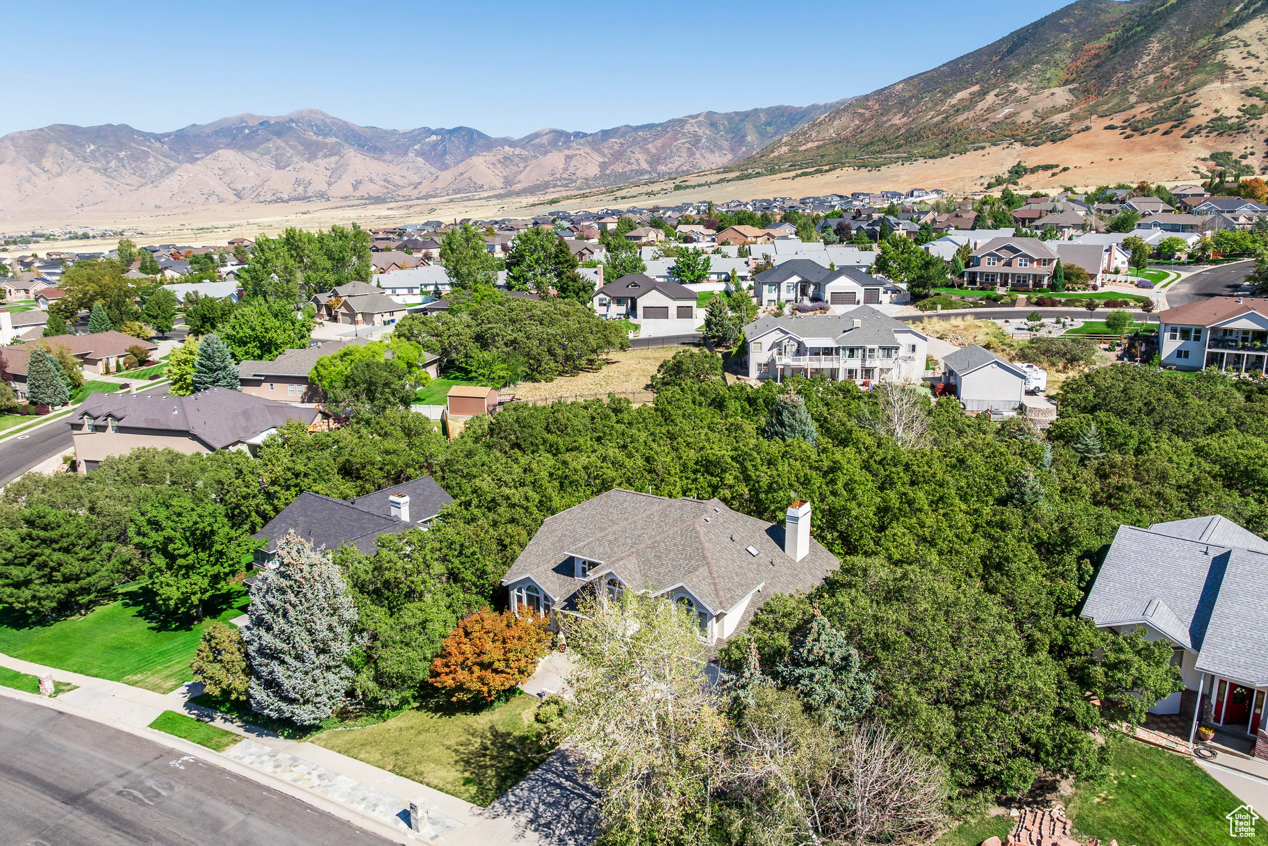 DEER HOLLOW - Residential