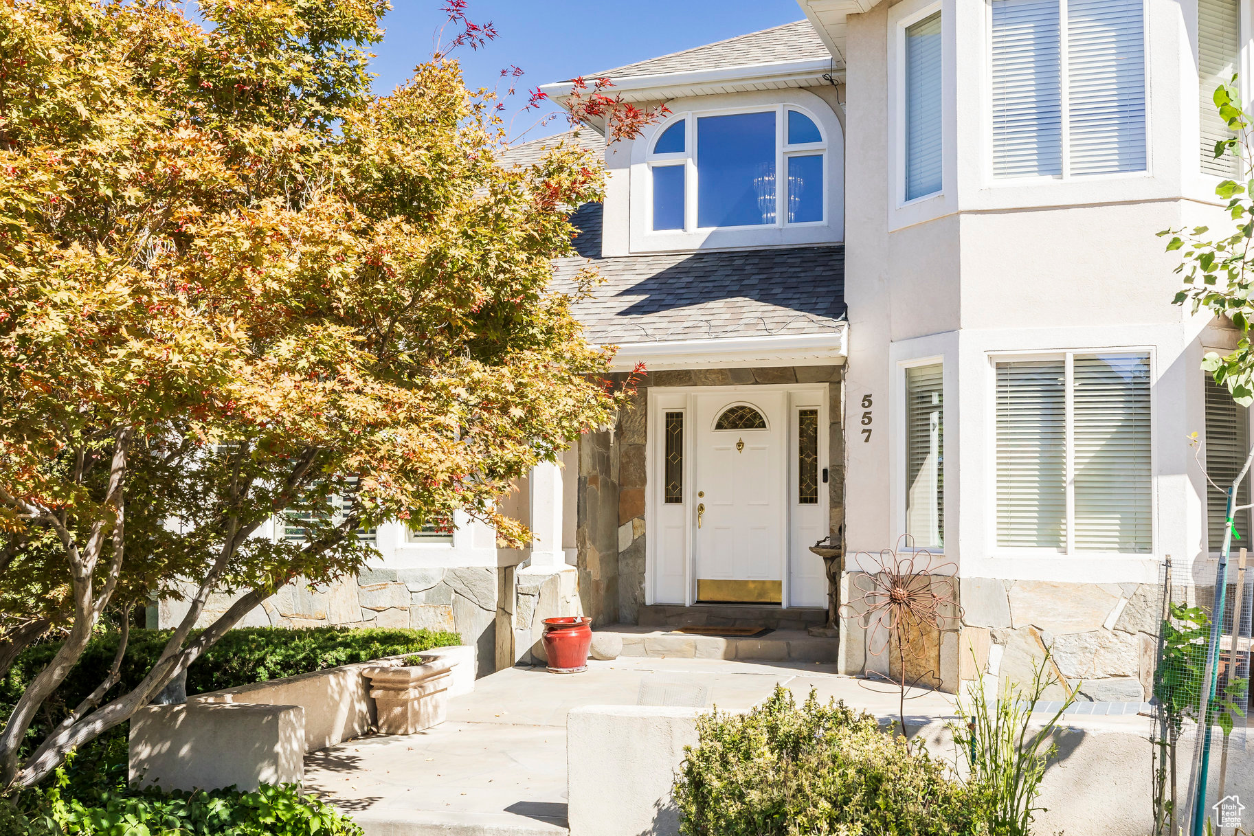 DEER HOLLOW - Residential