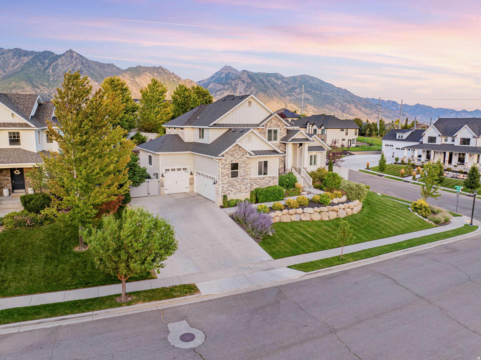 CHAMBERRY FIELDS - Residential