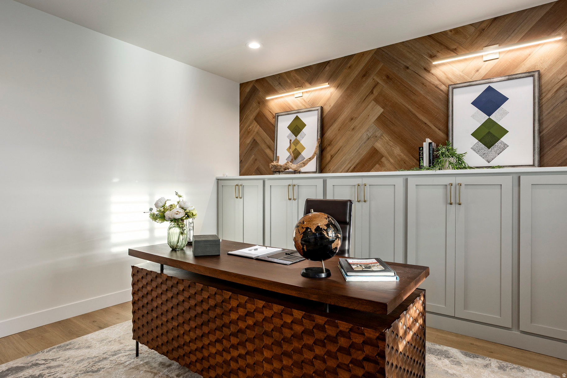 CHESTNUT FARMS - Residential