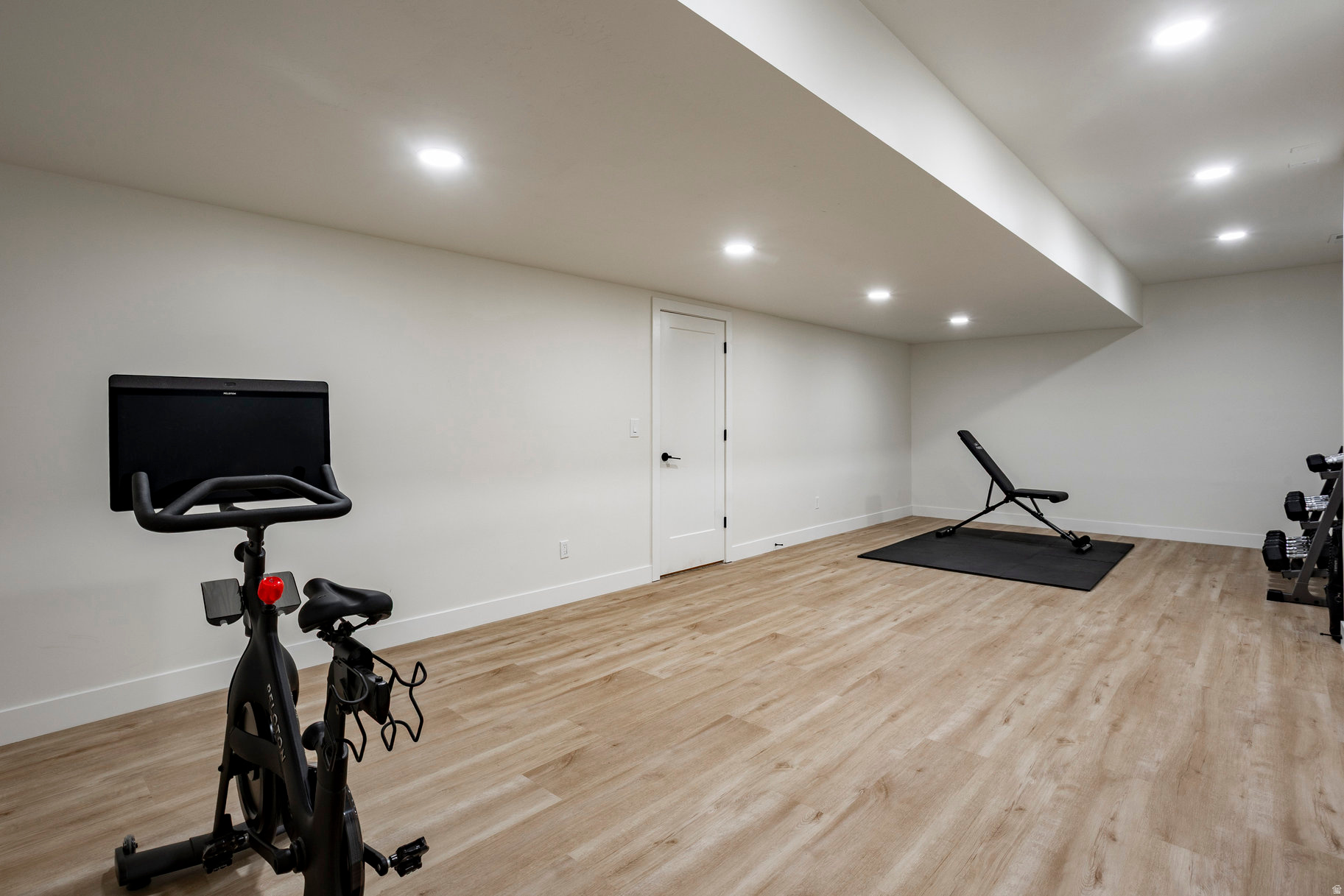 CHESTNUT FARMS - Residential