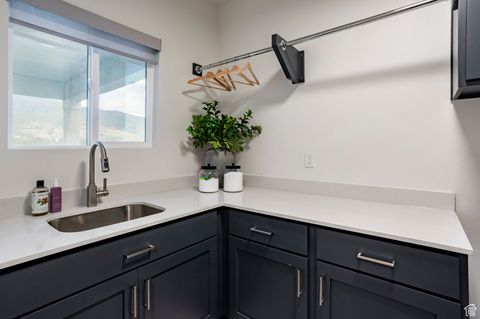 Tiny photo for 575 S 1450 W, Farmington, UT 84025 (MLS # 2107303)