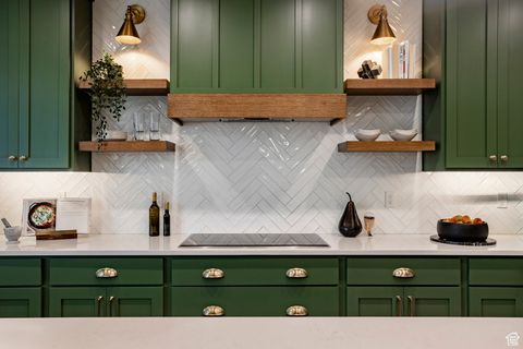 Tiny photo for 575 S 1450 W, Farmington, UT 84025 (MLS # 2107303)