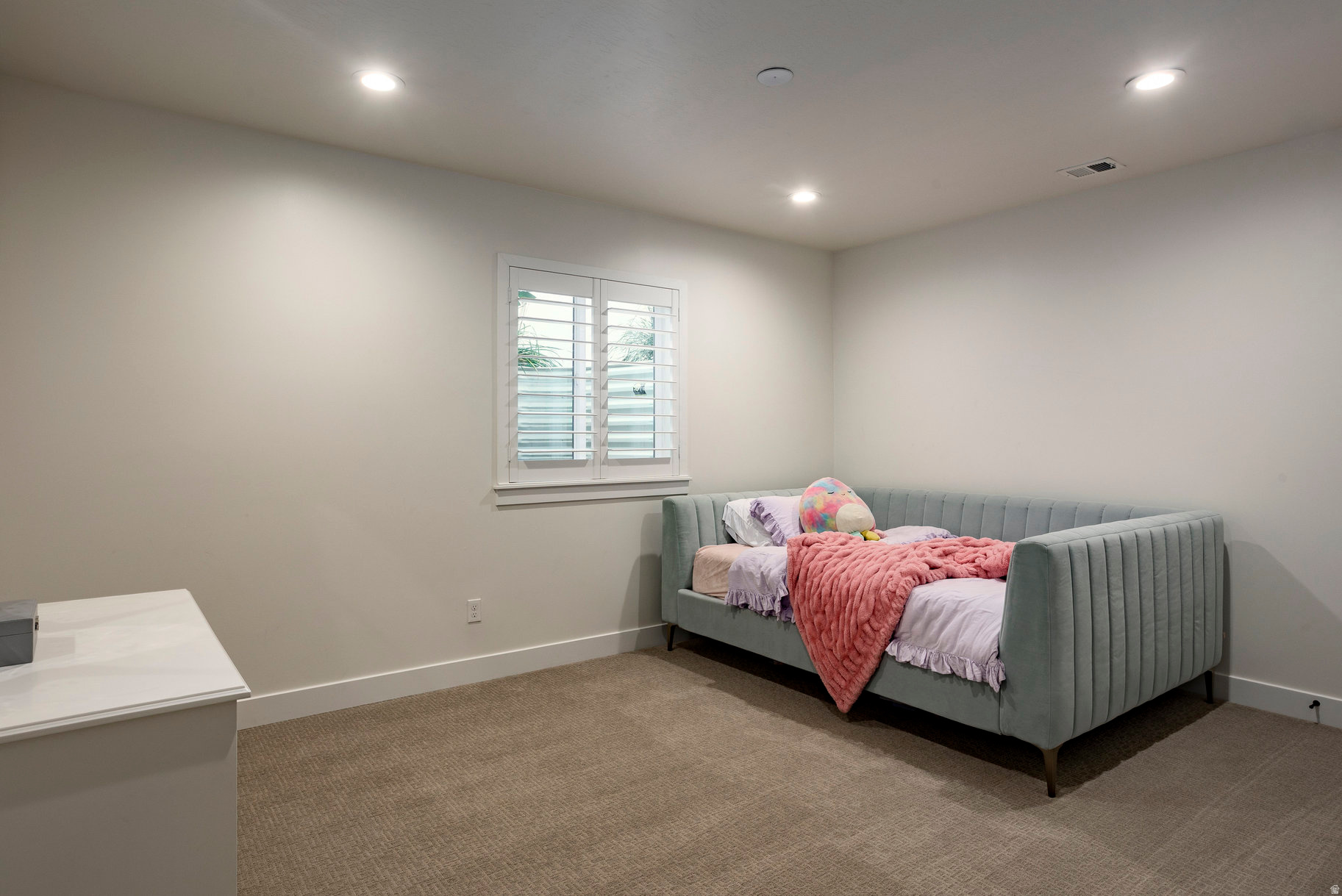 CHESTNUT FARMS - Residential