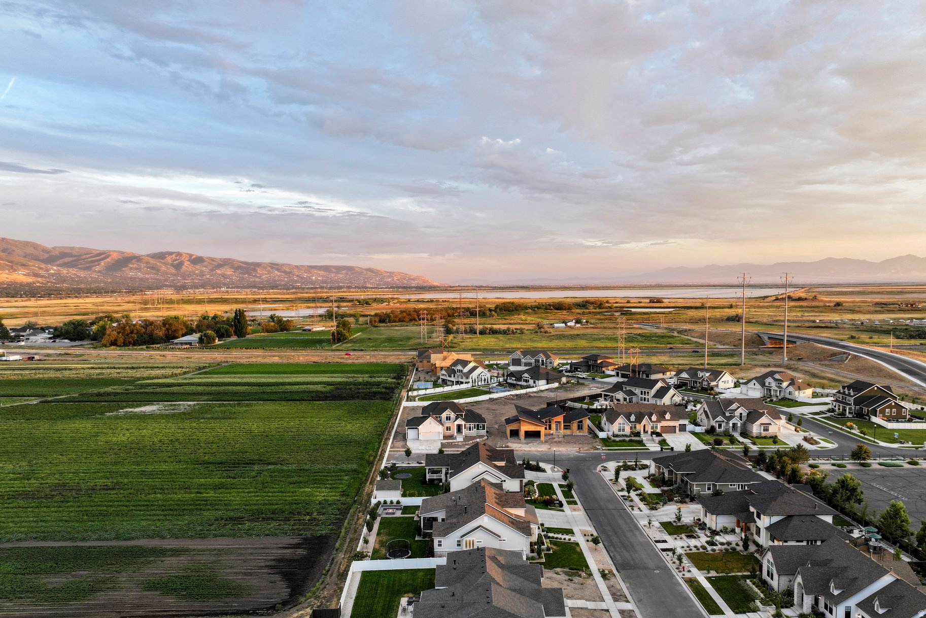 CHESTNUT FARMS - Residential