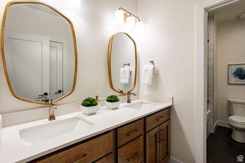 Tiny photo for 575 S 1450 W, Farmington, UT 84025 (MLS # 2107303)