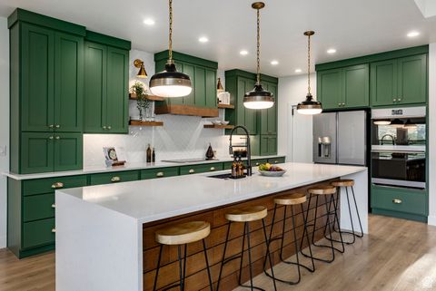 Tiny photo for 575 S 1450 W, Farmington, UT 84025 (MLS # 2107303)
