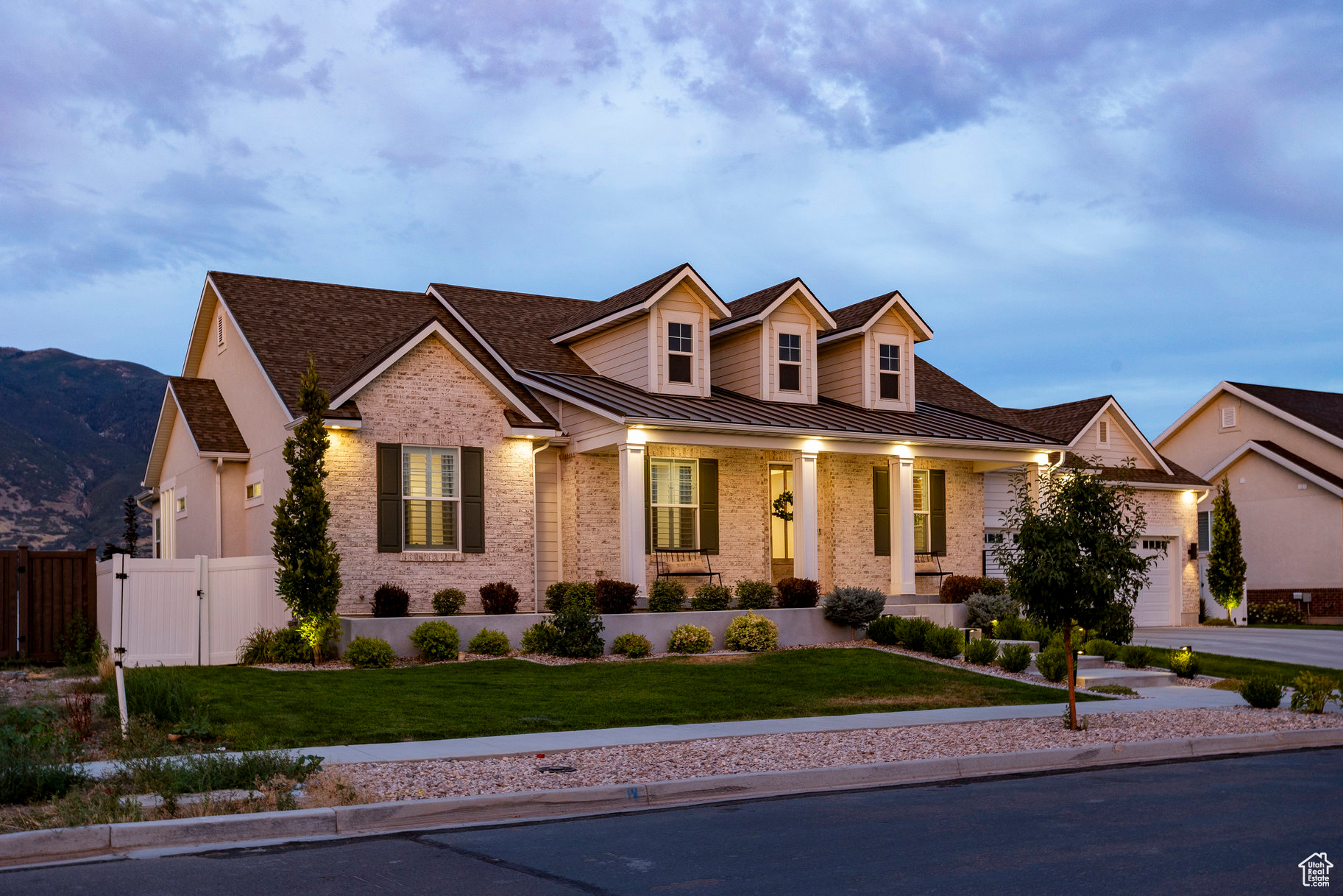 CHESTNUT FARMS - Residential