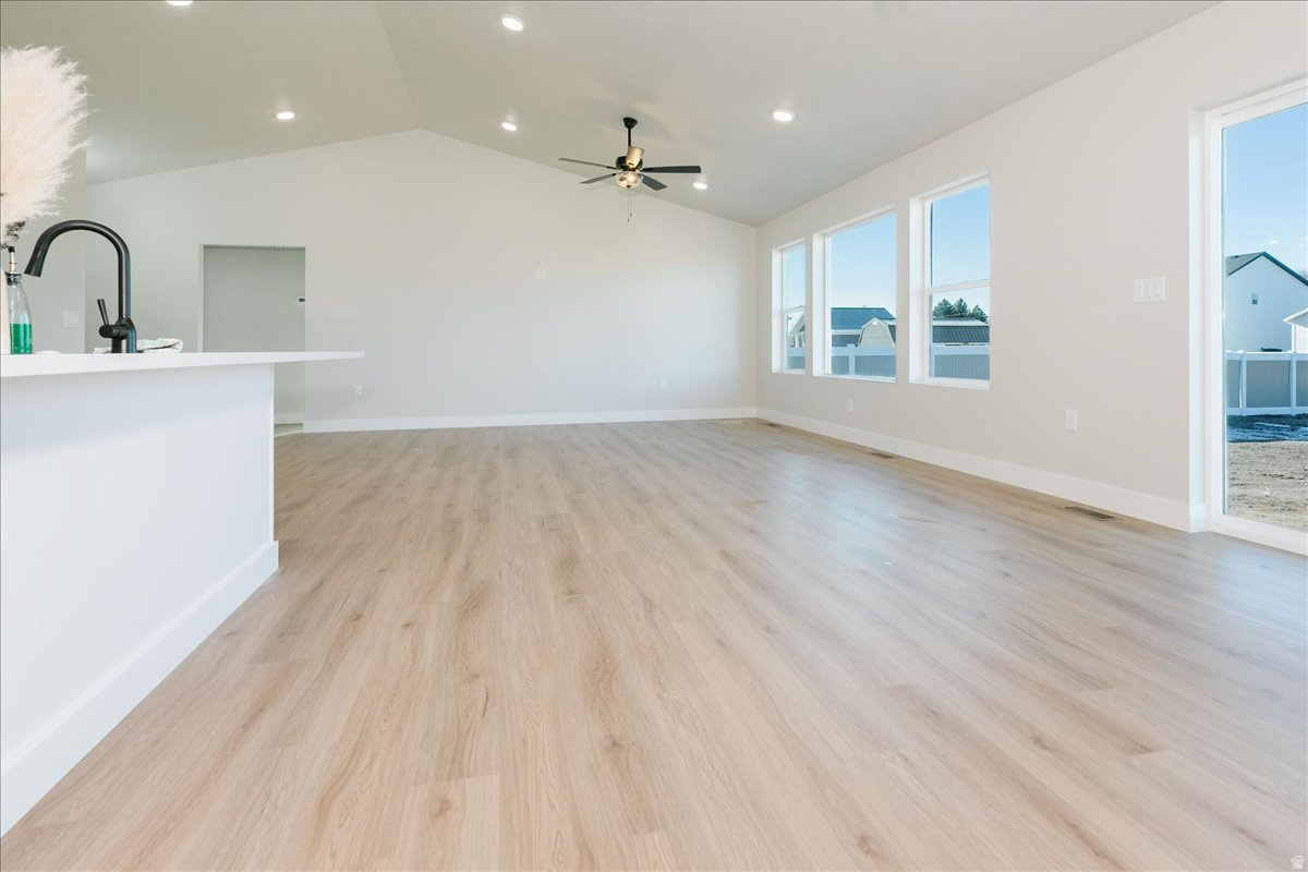 SADDLE CROSSING SUB - Residential