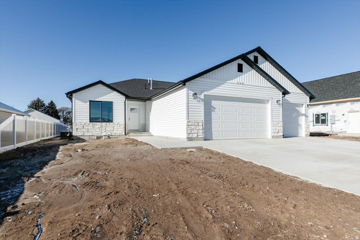 SADDLE CROSSING SUB - Residential