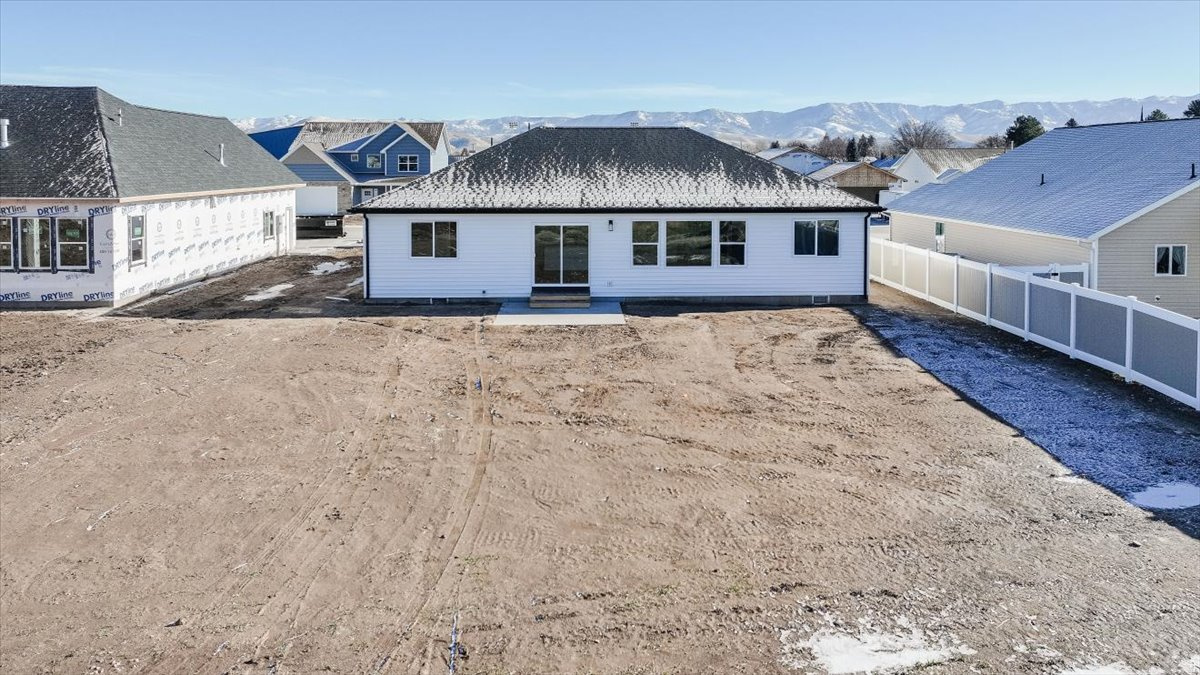 SADDLE CROSSING SUB - Residential