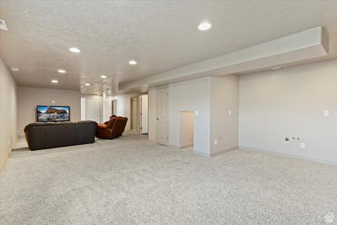 Tiny photo for 5619 S 4525 W, Hooper, UT 84315 (MLS # 2099004)