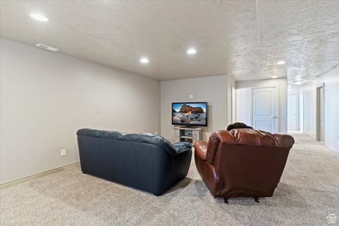 Tiny photo for 5619 S 4525 W, Hooper, UT 84315 (MLS # 2099004)