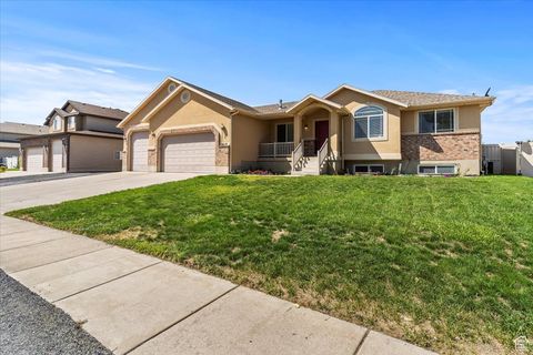 Tiny photo for 5619 S 4525 W, Hooper, UT 84315 (MLS # 2099004)