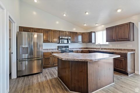 Tiny photo for 5619 S 4525 W, Hooper, UT 84315 (MLS # 2099004)