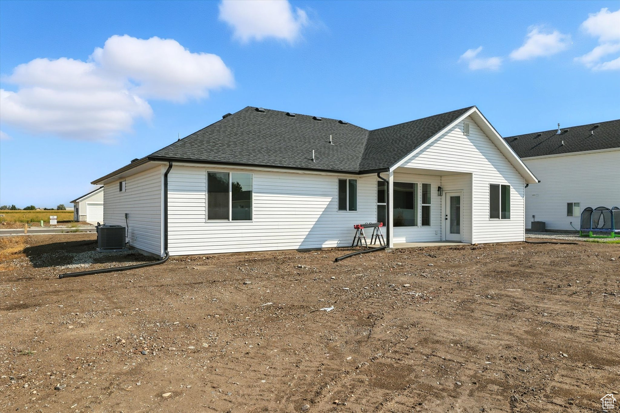 1116 E 1230 S