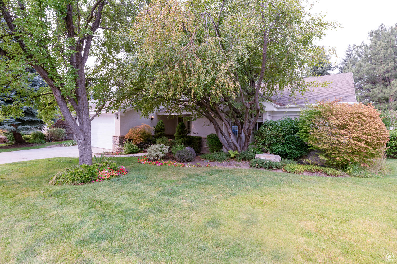 5016 S Casto Cir, Salt Lake City, Utah image 1