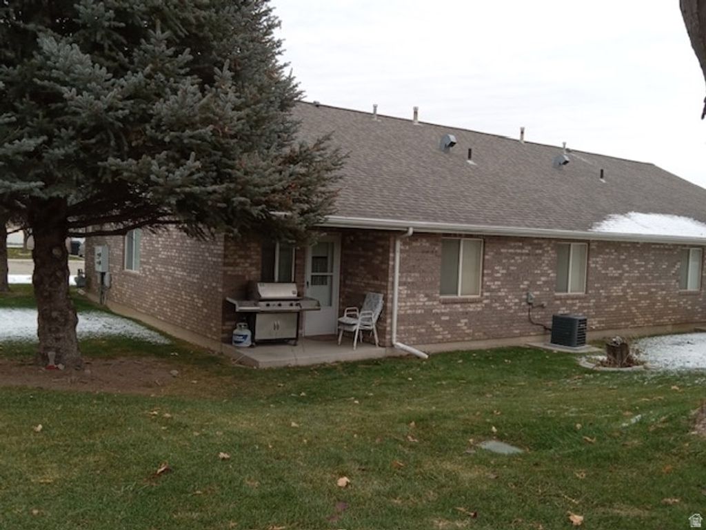 Photo of 1162 E 330 N, Payson, UT 84651 (MLS # 2167954)