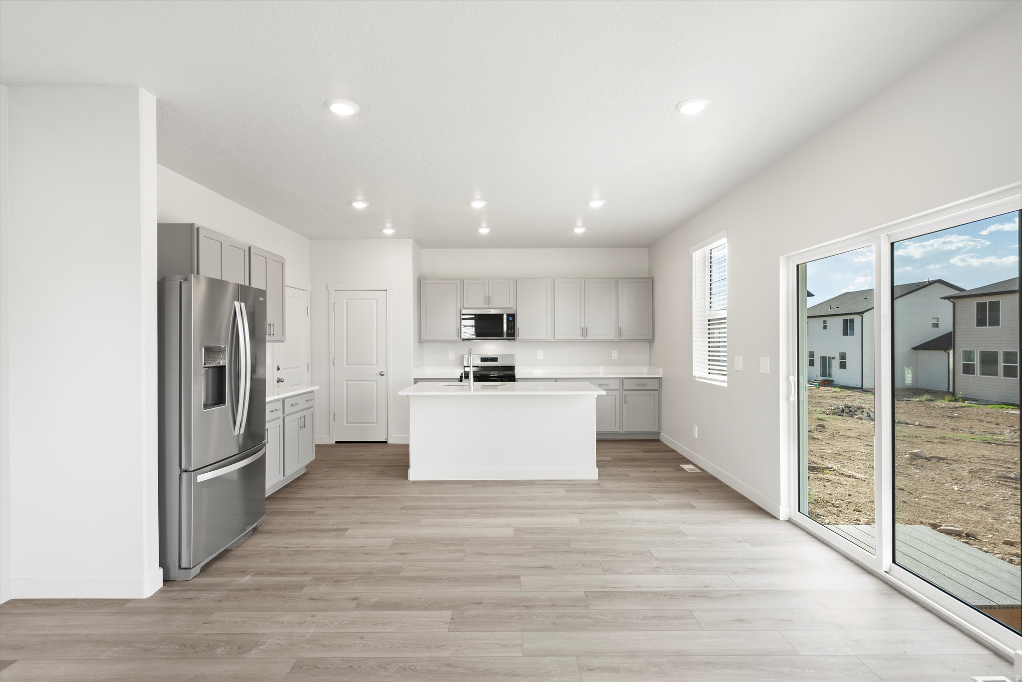 VISTA MEADOWS - Residential