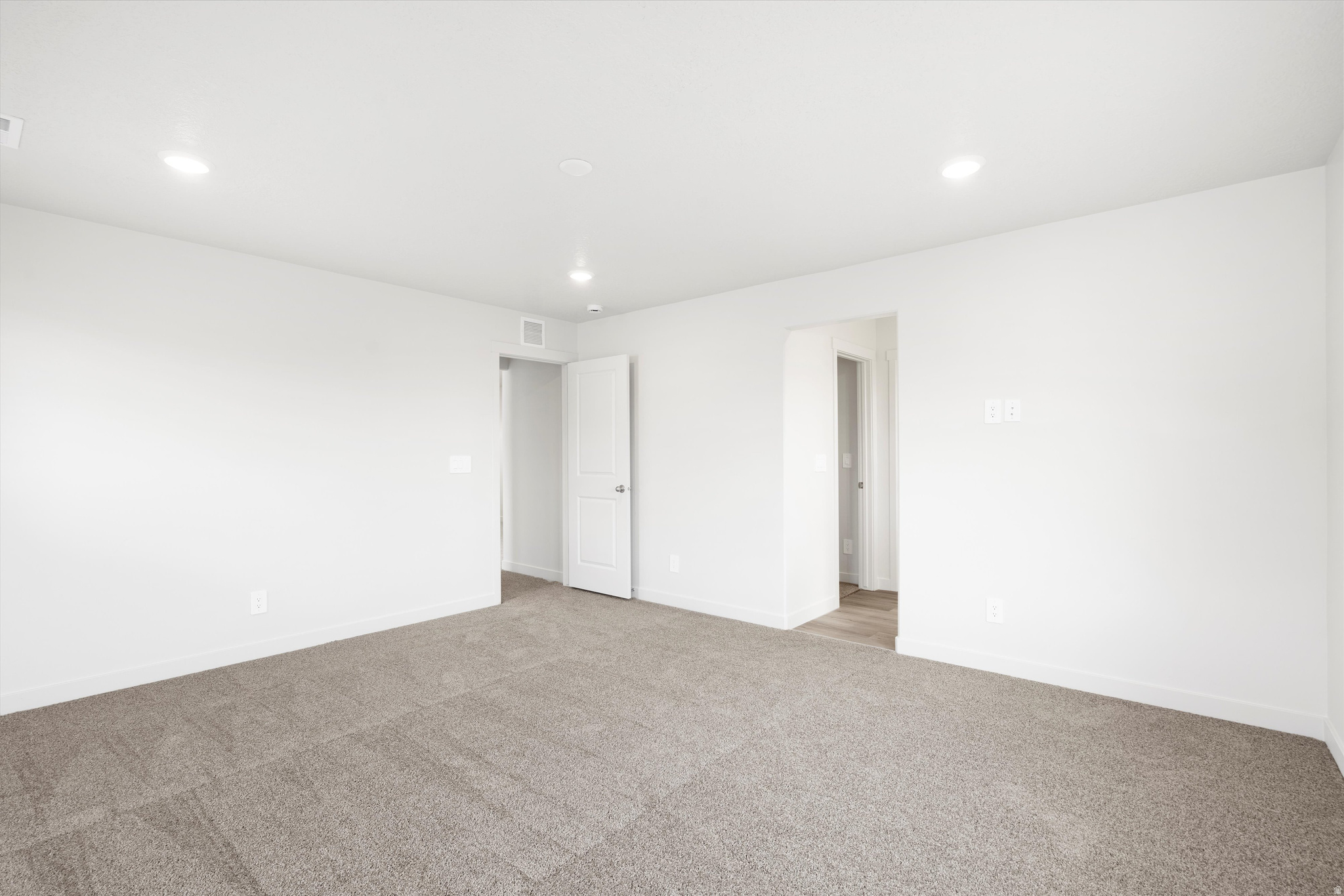 VISTA MEADOWS - Residential