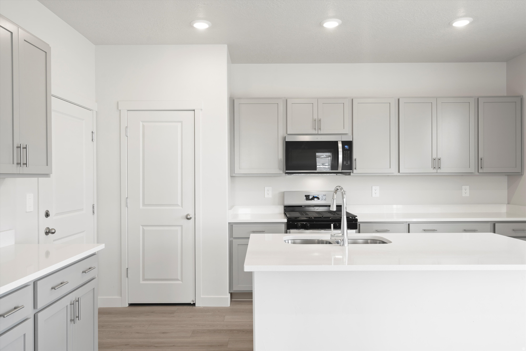 VISTA MEADOWS - Residential