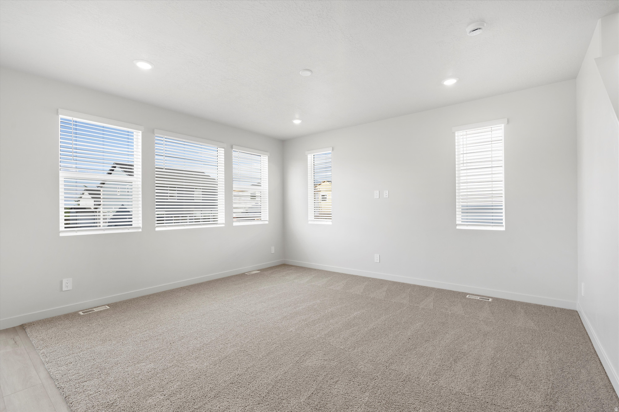 VISTA MEADOWS - Residential